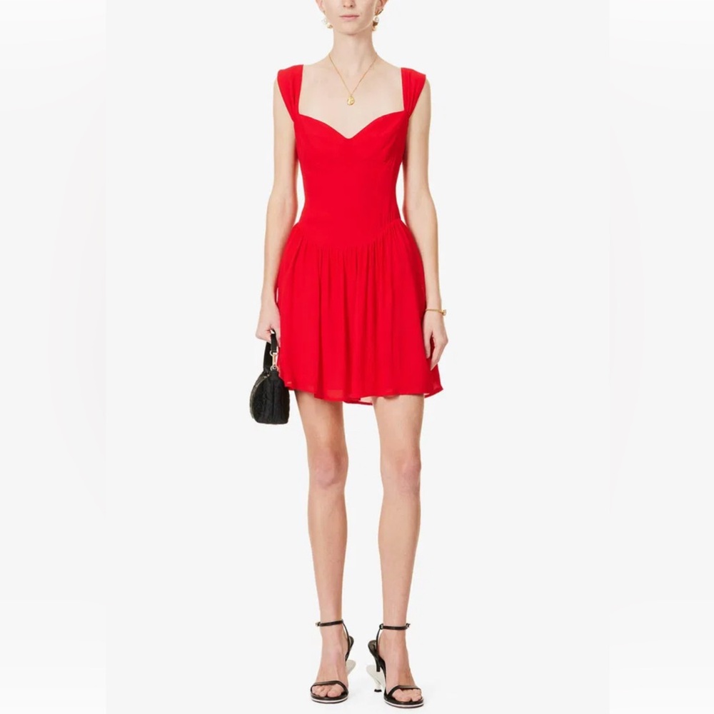 NWT Reformation Taiga Dress in Poinsettia - Size 4